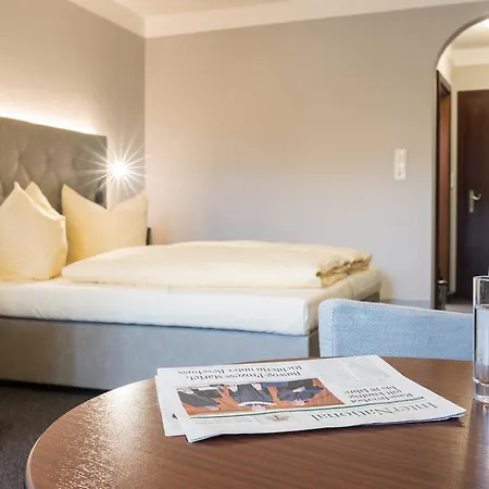 Sonnenuhr 克拉姆萨赫