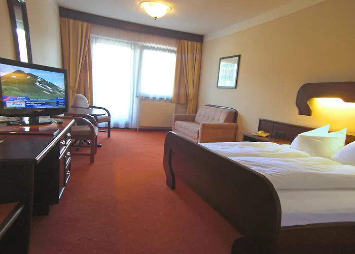 Sonnenuhr 4* Kramsach