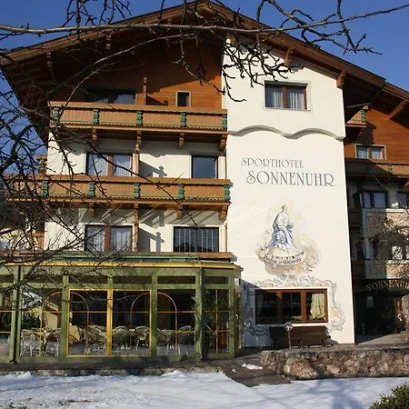 Hotel Sonnenuhr 4*